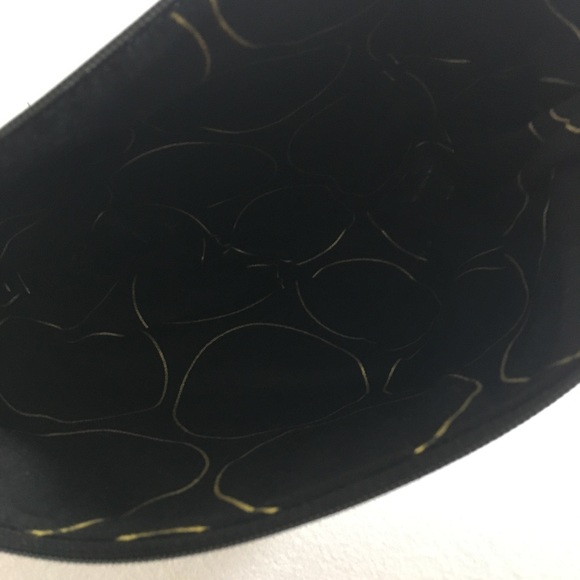 Gold chevron makeup bag - Picture 5 of 5